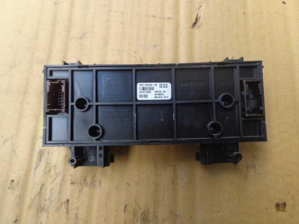 BOUTON DE CHAUFFAGE CITROEN BERLINGO/PEUGEOT PARTNER 2008-2018 AVEC CLIMATISATION - Vue 2